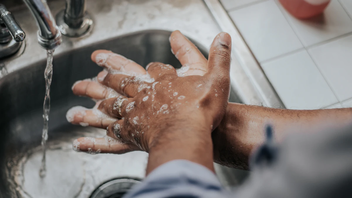 Lavage des mains au savon, hygiène du personnel en métiers de bouche